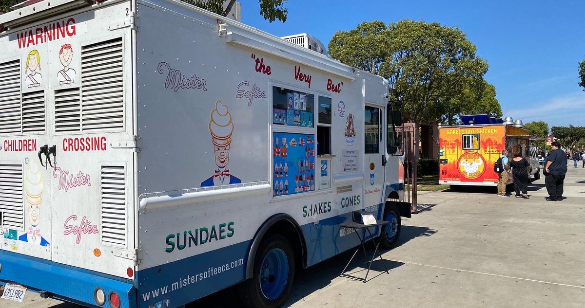 OUHSD Professional Development Day 2022!

While students had the day off …OUHSD employees took professional development classes to enhance their skills. Thank you to all the food trucks who stopped by! It was a hit!! 

#WeAreOxnardUnion
#HereWeCome 
#PDDay
#highschool