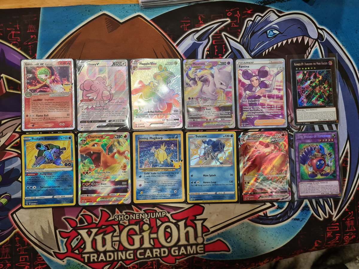Pixelsandwich_'s tweet photo. Gonna start advertising the cards I'm uploading to ebay on here too, all are for sale! Nice shiny cardboard 🤩 pls buy #pokemon #yugioh #tcg #tradingcards #Sales https://t.co/ZQPyTWBadR
