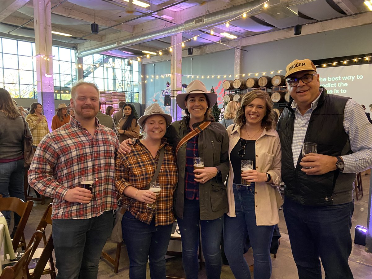 greatparks's tweet photo. We met dreammakers, groundbreakers and trailblazers at Great Parks Forever's #RootBall. These ambitious altruists invested in Great Parks Trails Fund to help maintain 84 miles of existing trails and build new trails. #GoBig https://t.co/aq12FojqY1