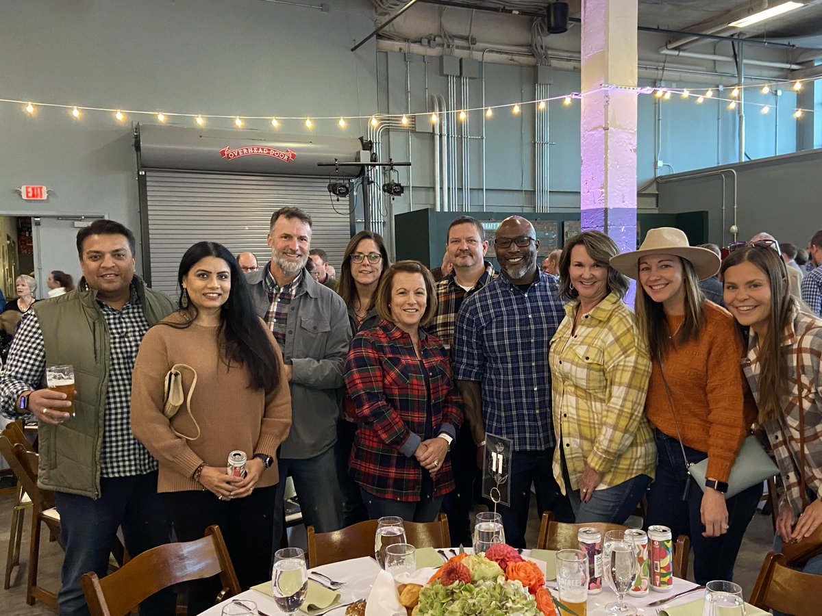greatparks's tweet photo. We met dreammakers, groundbreakers and trailblazers at Great Parks Forever's #RootBall. These ambitious altruists invested in Great Parks Trails Fund to help maintain 84 miles of existing trails and build new trails. #GoBig https://t.co/aq12FojqY1
