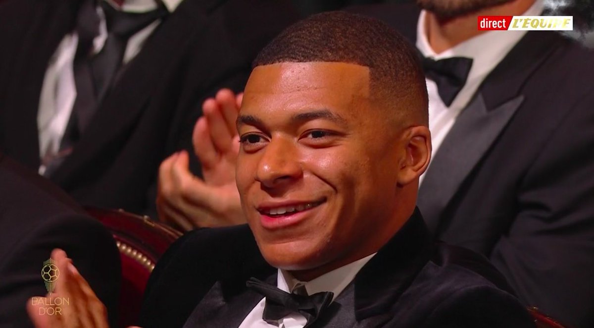 PSG COMMUNITY tweet media