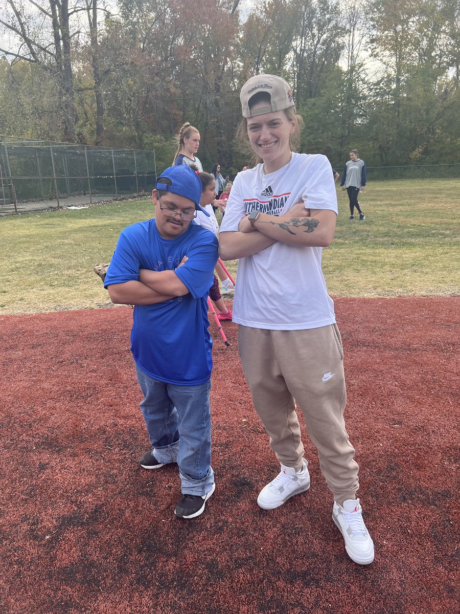 RandaD21's tweet photo. Always a great time sharing the field with the Highland Challenger League Baseball Program! So much fun! ❤️⚾️🔵#ExceptionalKids @usiwbb https://t.co/Ba1ffsoBpK