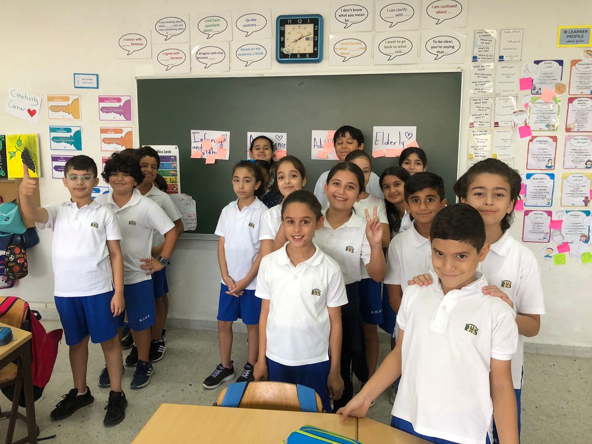 RHHS_Elementary's tweet photo. After choosing the life stage of interest, BE5A inquirers worked in differentiated groups and formulated their research questions #voice #choice #who_we_are #self_exploration @RHHS_Saida https://t.co/5T5F6e7CWc