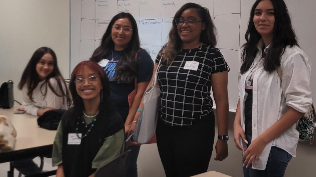 SBurnamMBA's tweet photo. Cedar Hill Collegiate HS BPA Officers attend A1R2 Fall Leadership Conference
#CollegiateAtrain
@ptsachca
@jdedmun
@Collegiate_ch
@cedarhillisd
#whycte
@cteinchisd
@Jacqlnfields
@txbpa
@National_BPA
#bpaallday
#GoBeyondYourLimits
#BPASocialWeek
@BPAchchs22 https://t.co/6qPxG6NuW2
