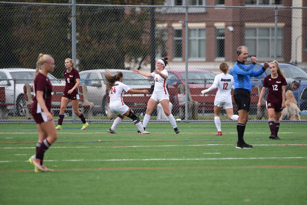 ShipURaiders's tweet photo. HALFTIME: Women's Soccer leads 2-0! https://t.co/jPxZTMnTEN