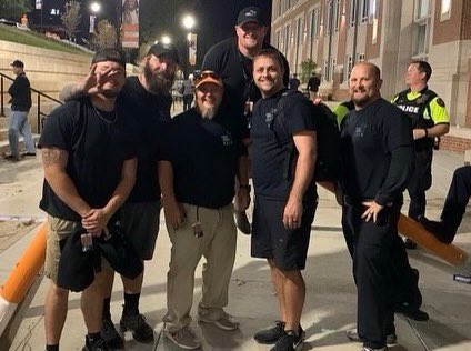 Pyro_Shows's tweet photo. The Pyrotech power behind the Tennessee touchdowns. If it was easy, everyone would be doin’ it. #Vols #VOLSPyroCrew #PyroShows #PyroShowsPyrotech
Crew Leader @cjlh316
Crew @jjones3404 @AbleMass @Carson_Meade13 @RodneyW23305156 @danielpyro https://t.co/rqq73x9KiO
