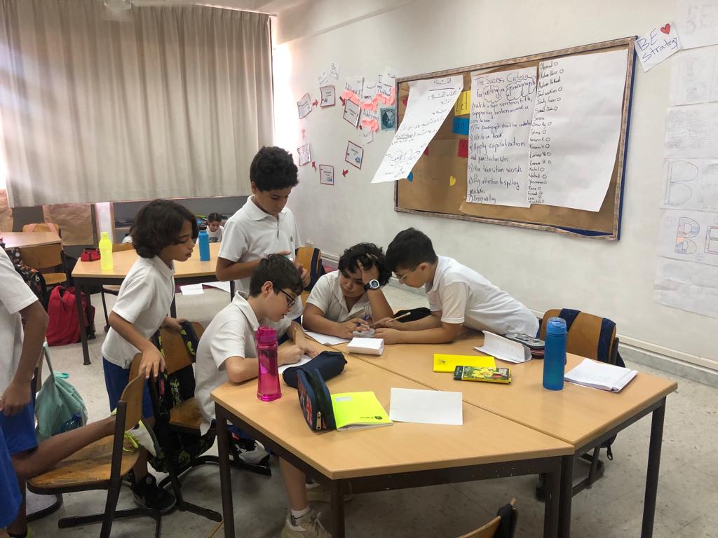 RHHS_Elementary's tweet photo. BE5A learners are sorting the information they had collected about each stage of life #self_exploration #research_skills #inquiry_cycle @RHHS_Saida https://t.co/TRYbini6xx