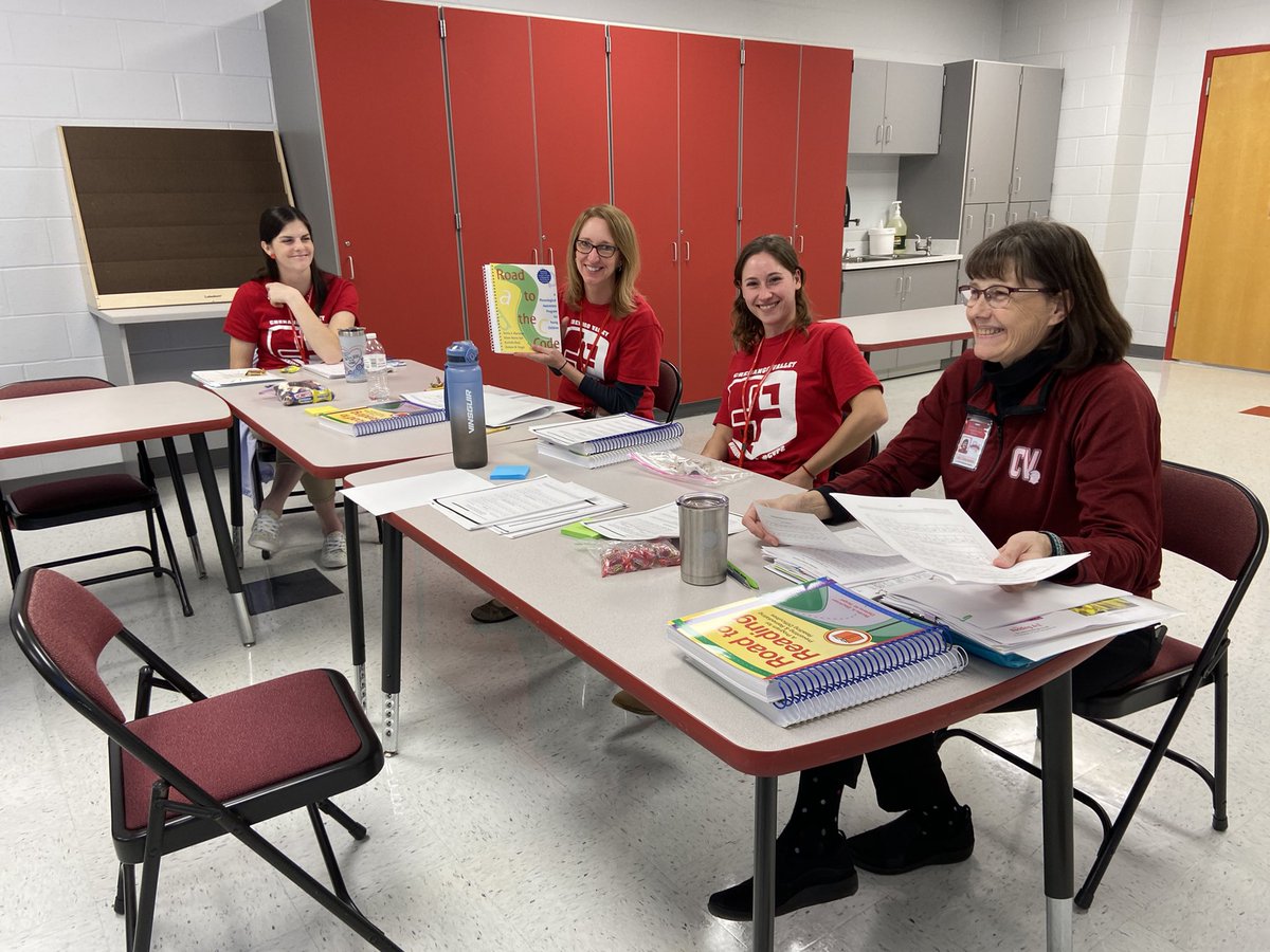 ablaine_cv's tweet photo. Thank you JoAnn Hawley and Kristin Bailey for working with our Port Dickinson teachers today! @CVCSDWarriors https://t.co/HlNADxKbPb