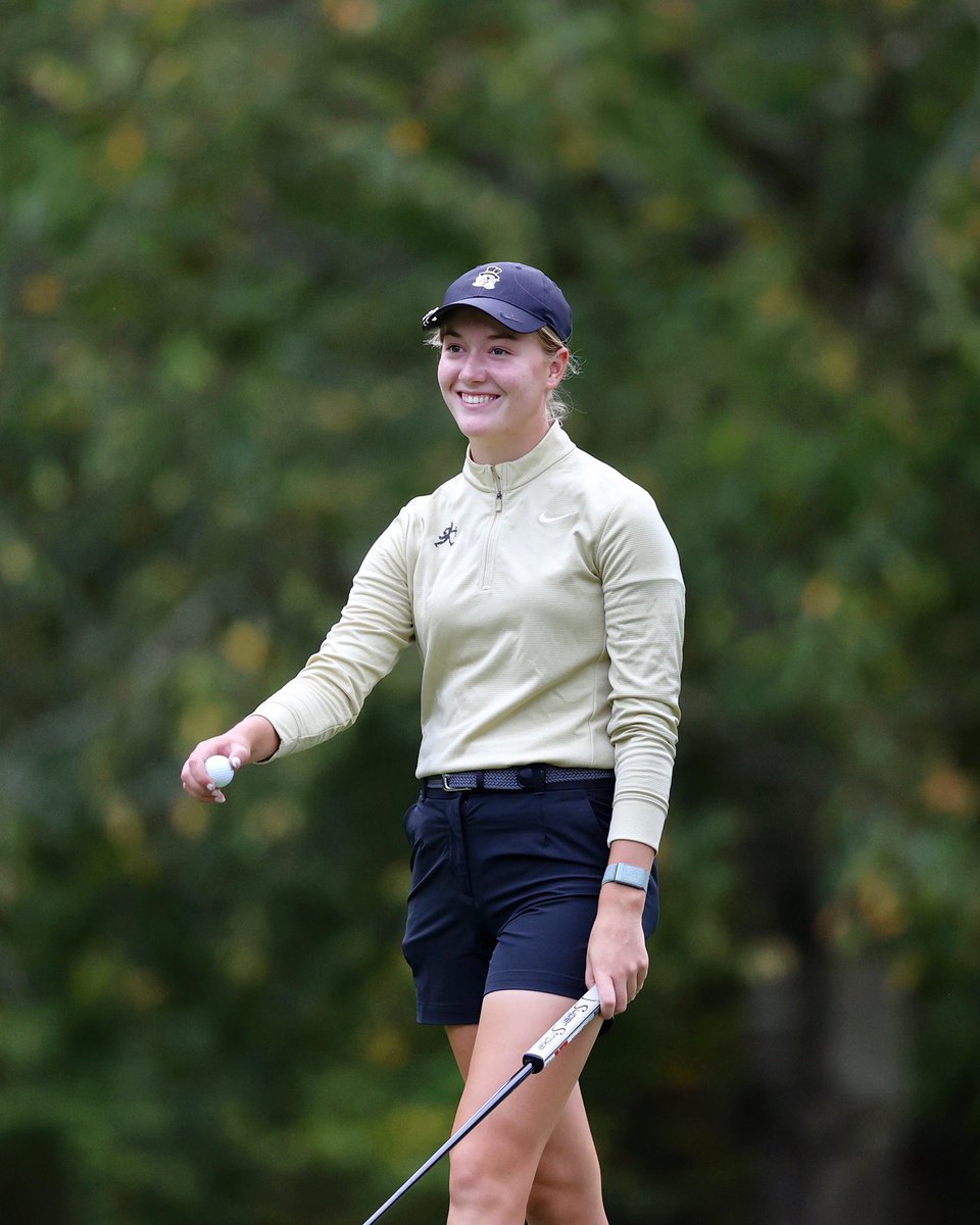 First career start for Anne this week 🤩

#GoDeacs 🎩⛳️