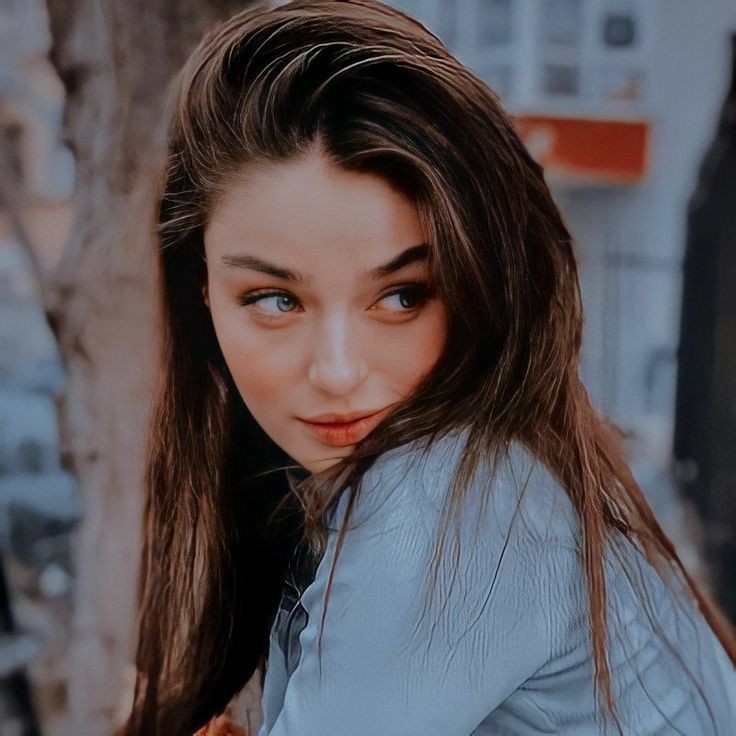 أسقط وانهض بمفردي، يدك تلك ضعها بموخرتك..!
#AyçaAyşinTuran
