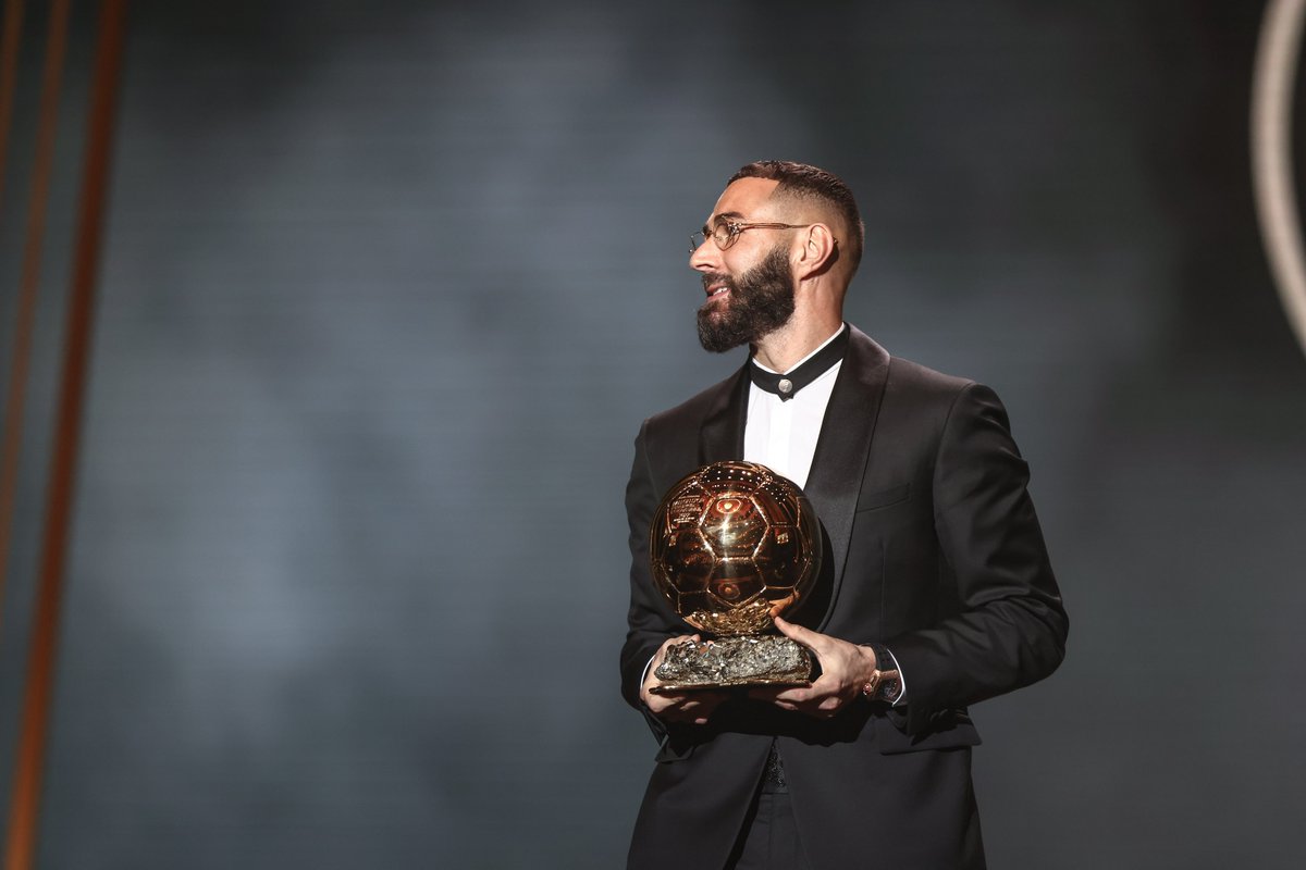 LaLigaEN's tweet photo. '𝗬𝗼𝘂'𝗿𝗲 𝘀𝗼 𝗴𝗼𝗹𝗱𝗲𝗻...' 

#LaLigaSantander
#BallonDor https://t.co/YAOvxmweQV