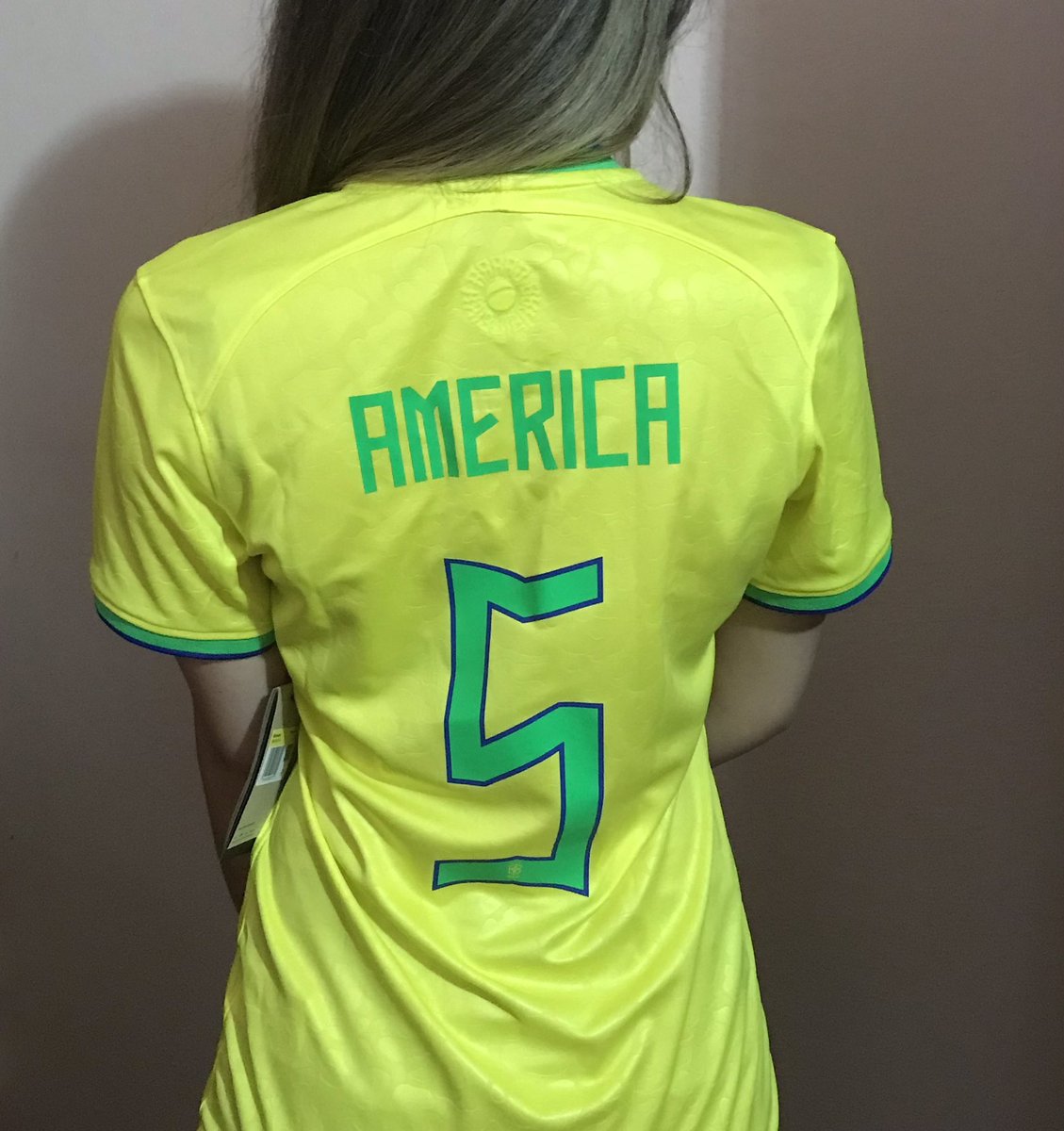 America Singer tweet media