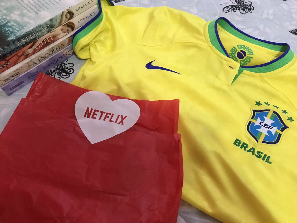 America Singer tweet media