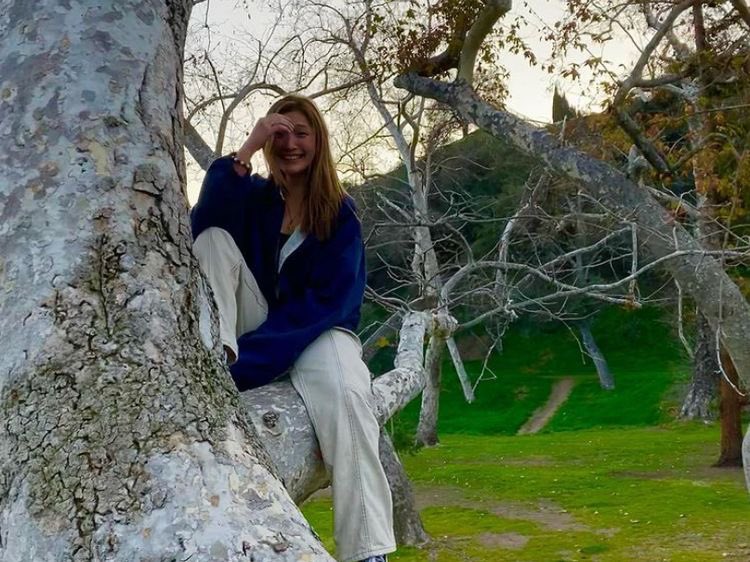 found a tree so obvs i had to sit in it 😁