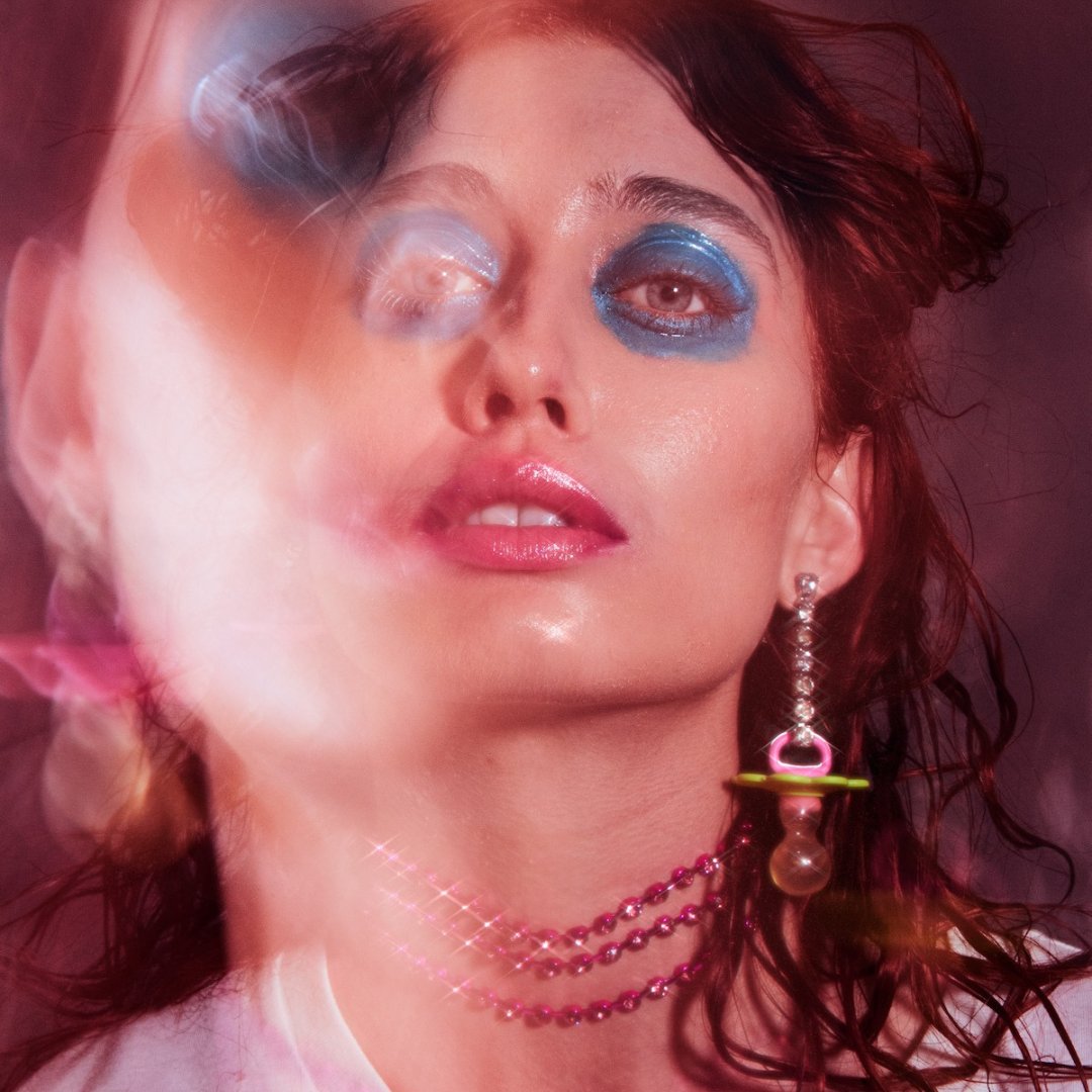 MeowMag's tweet photo. #STORY Bubbly In Horror Pink 💖👻🌸 We are witched!! 💜 Con los looks de nuestra musa @_emilia_bryan_ y las #Halloween vibes que cada vez se sientes más cerca 👉 https://t.co/puVWOy8Y2b 🔮 ⚡#MeowMagazine #MeowFashion https://t.co/ywNKiF37e6