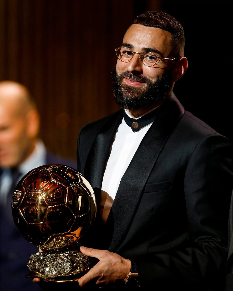 😏 ¿Acaso teníais dudas, #Madridistas? @Benzema | #ballondor