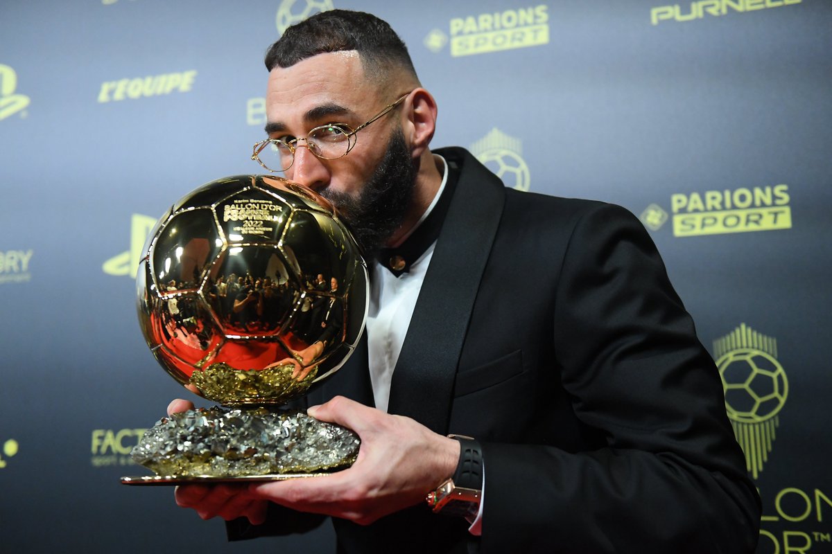 ballondor's tweet photo. Drop an emoji with the #ballondor hashtag on how you feel about Karim Benzema being the 2022 Ballon d'Or...

Our is : 😍

YOUR TURN ⤵️ https://t.co/sKc78mE4rz