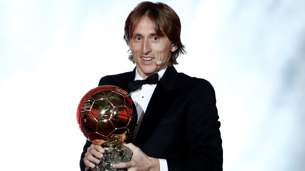 ferpulpillo's tweet photo. En los últimos 15 años solo se ha roto la hegemonía de Messi y Cristiano con el Balón de Oro en dos ocasiones. Y en ambas fue gracias a futbolistas del Real Madrid. https://t.co/065h5Ym88A
