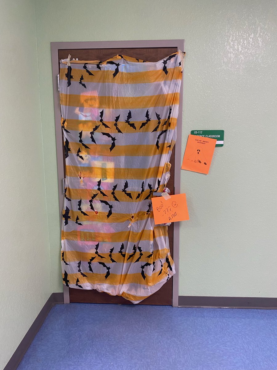 MrsBerlatsky's tweet photo. Let the Boo-who-ing begin! #VerdeK8 #VerdeVikings #GhoulsJustWantToHaveFun https://t.co/U8GX0pD5Zd