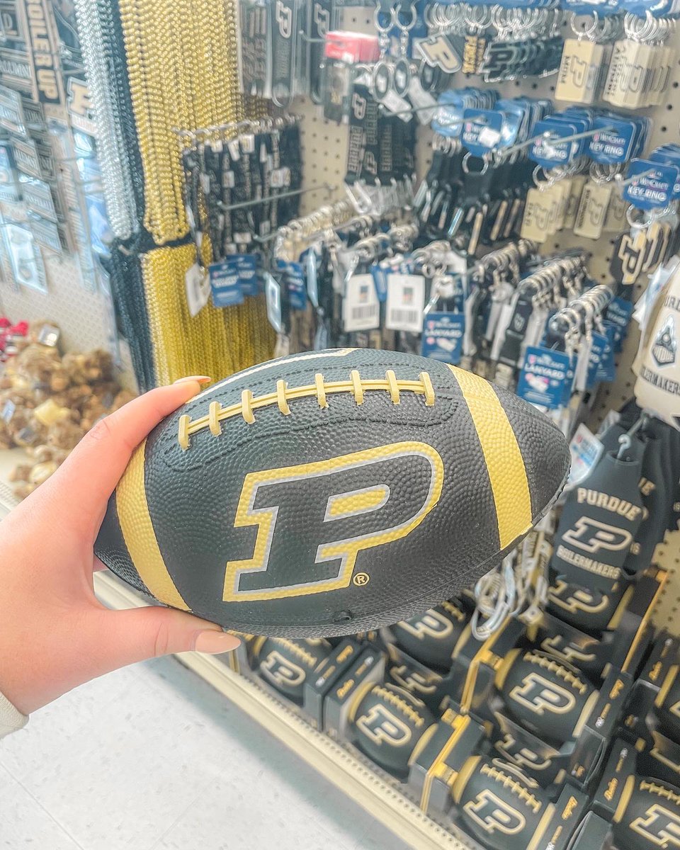 The Discount Den tweet media