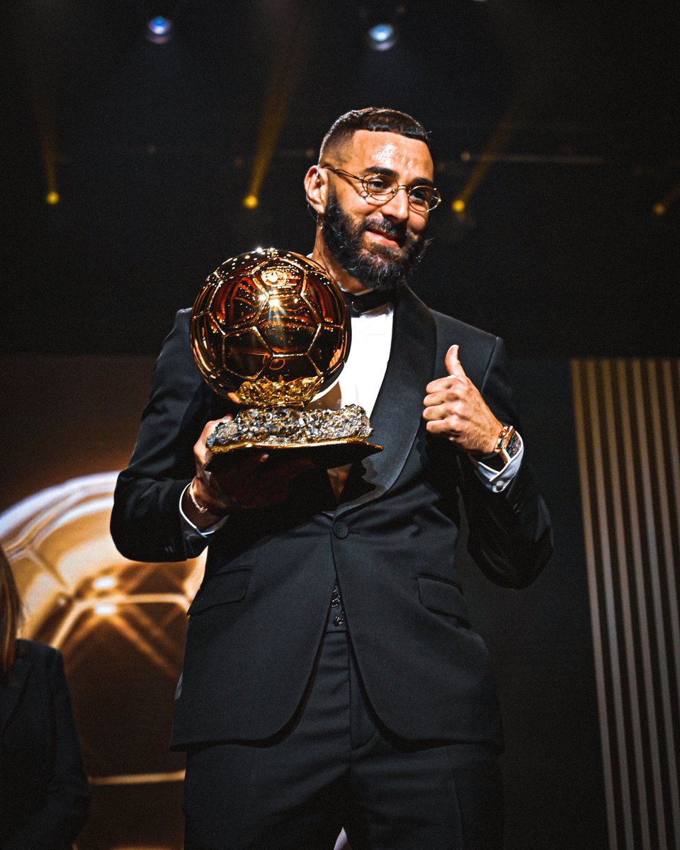 futbol_snaps's tweet photo. #BallonDor - @Benzema ✨

Believe. Nothing is Impossible.

#Benzema #KarimBemzema https://t.co/O5U8mkskKV