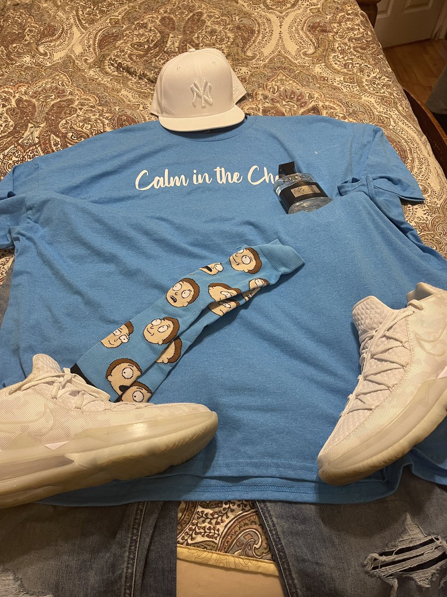 DaryleLSmith's tweet photo. Today’s Fit
#YankeesFit #Lebron17 #RickAndMorty   #CalmInTheChaos   @ahmiryoung 
 @uncle_rjs 
@KidFromTheX @CallMeCoachVP @LiCkMyJs @TheDon8708 @5aluteMeImPaige @LexxDaTurtle @mizz_tae @mdeeeeee_ @LadySideshow @MagMr44 @CoachWes03 @ALilBitOfEryn @IngloriousGUIDO
@kp0pkicks https://t.co/tm0uC1B1o4