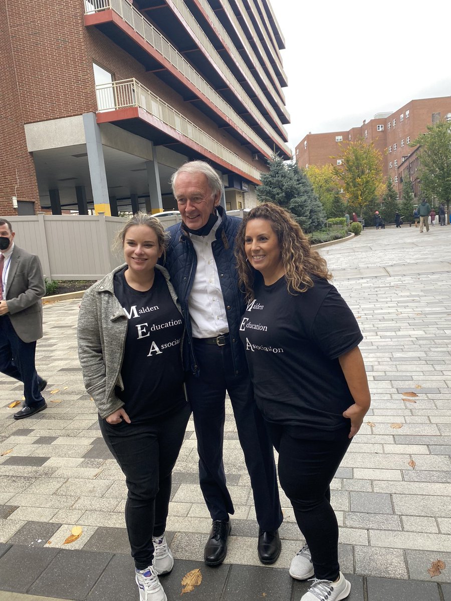 Ed Markey tweet media