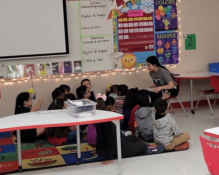 MEA_Mavericks's tweet photo. Community: It’s powerful when people come to where we are. Thank you to the Mavericks that headed over to Blake Manor Elementary in order to read to the young scholars. Aykia Nunn, Ashley Moguel, Anthony, Navarro, and Adriana Perez- you made an lasting impact… https://t.co/vOd6OrdQee