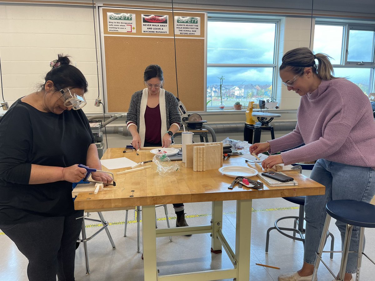 PLRobertsonPS's tweet photo. PLR staff are having a fantastic time playing with the hand tool cart tonight! Thanks to our IPL for showing us how we can integrate this hands-on learning into our classrooms. https://t.co/BQMPsrTJPu