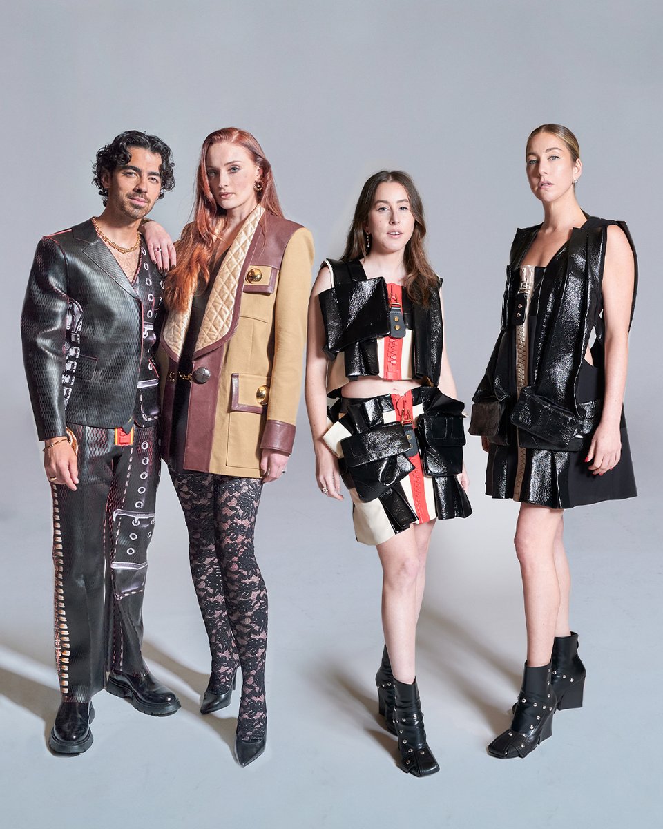 #JoeJonas, #SophieTurner, #AlanaHaim, and #EsteHaim wearing #LouisVuitton to the Academy Museum Gala 2022. The celebrities attended the event in Los Angeles, held in celebration of the Academy Museum of Motion Pictures’ one year anniversary.