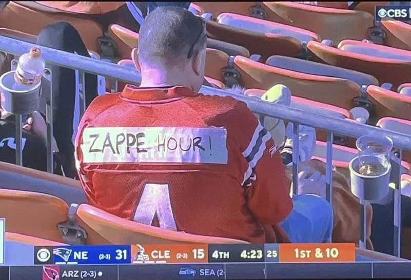 The_Card_Plug's tweet photo. @barstoolsports https://t.co/P1snA1TCQB