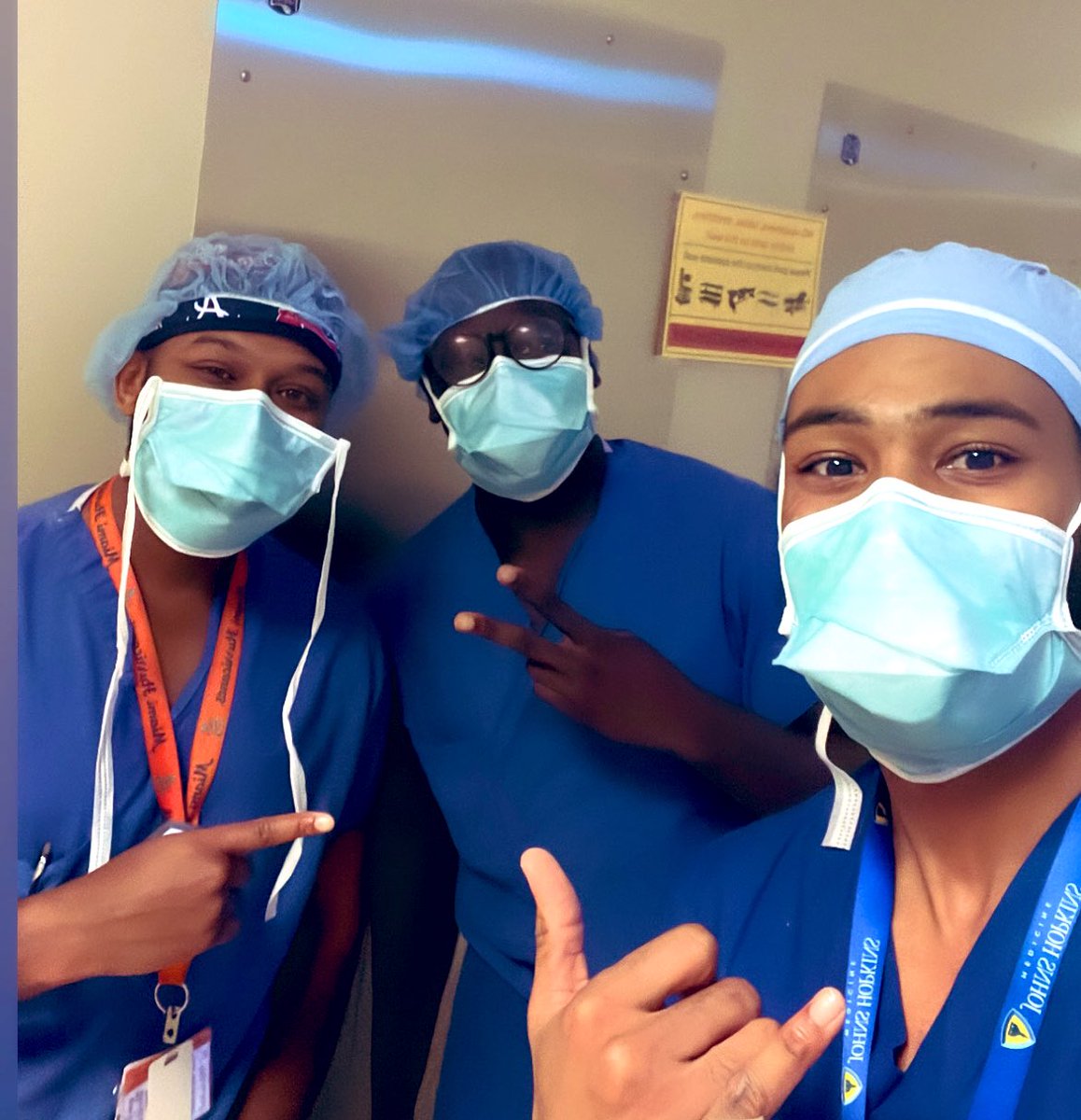 __gvp__'s tweet photo. #orthobros 💪🏽 https://t.co/BgQsksGgfk