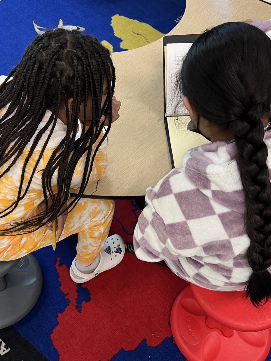 missbrownNC's tweet photo. Our first leadership notebook share with our 5th grade buddies this morning! @rhandrewselem https://t.co/WwLPJWB0t0