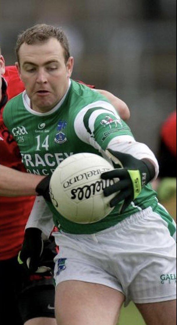 FirstFermanaghs's tweet photo. ‘Auld lads still doing it for their club’
@SmallerFishGAA 

Ryan Carson turns 40 this Friday +  still flying. Debut 23 years ago in ‘99, Senior champ ‘07, Junior champ ‘16, MOM performances for @FermanaghGAA in 2009.

Fermanagh Junior Champions yesterday, he scored 1-01 💪 

🐐 https://t.co/ipqoHnQfzG