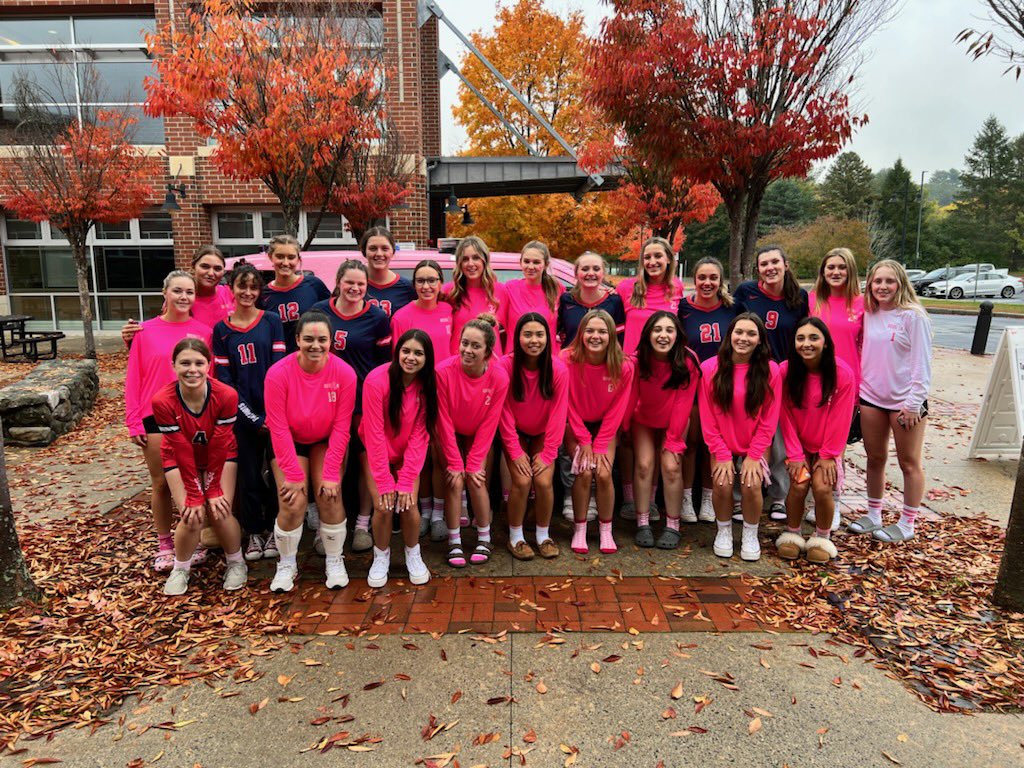 HHSHawksAD's tweet photo. Volleyball ready for DIG PINK vs @NMAthleticsAD #hhsdanceteam #digforthecure https://t.co/r7RNhzzOVZ