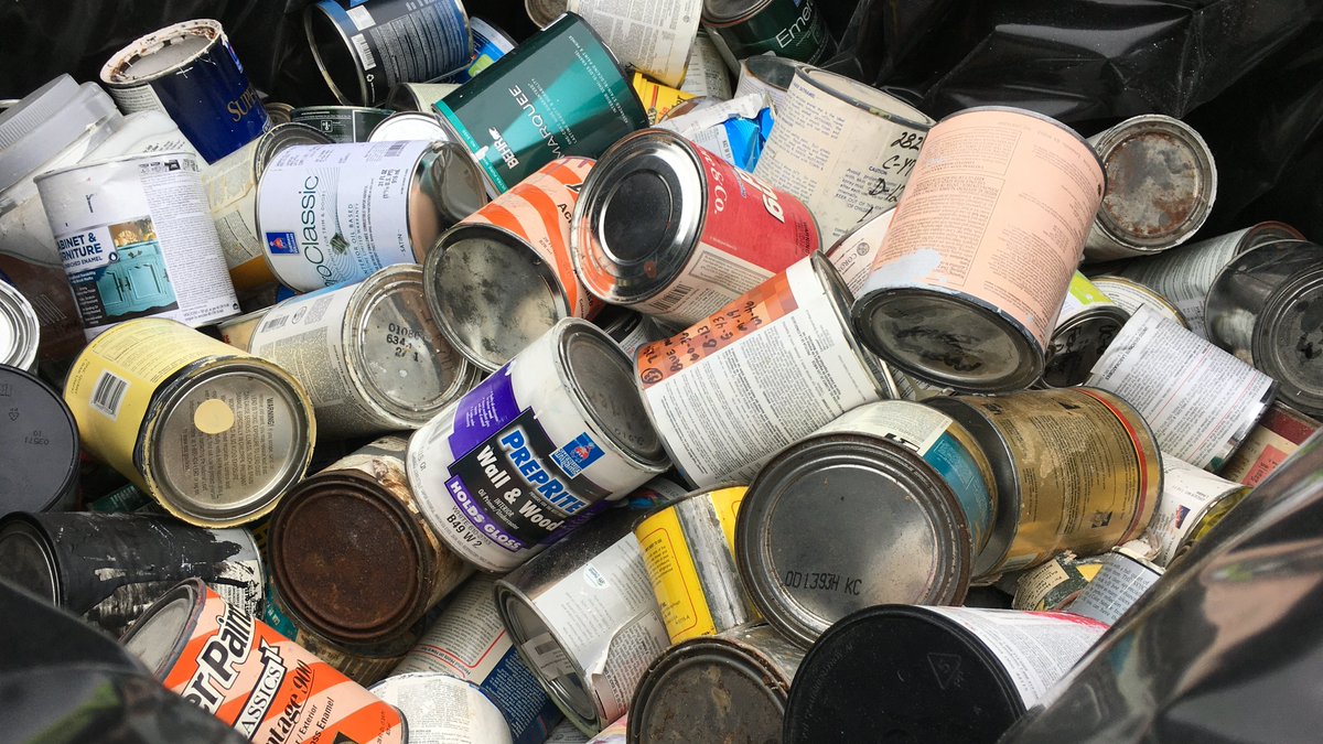 livegreenlex's tweet photo. Time to clean out your garage! Household Hazardous Waste Day is this Saturday, Oct. 22, 8:30 A.M. - 3 P.M., 1631 Old Frankfort Pike. Dispose of paints, cleaners, oils and more. Electronics will be accepted. Open to Fayette Co. residents only. https://t.co/19SbPjUEZx https://t.co/jVNZYFHeEq