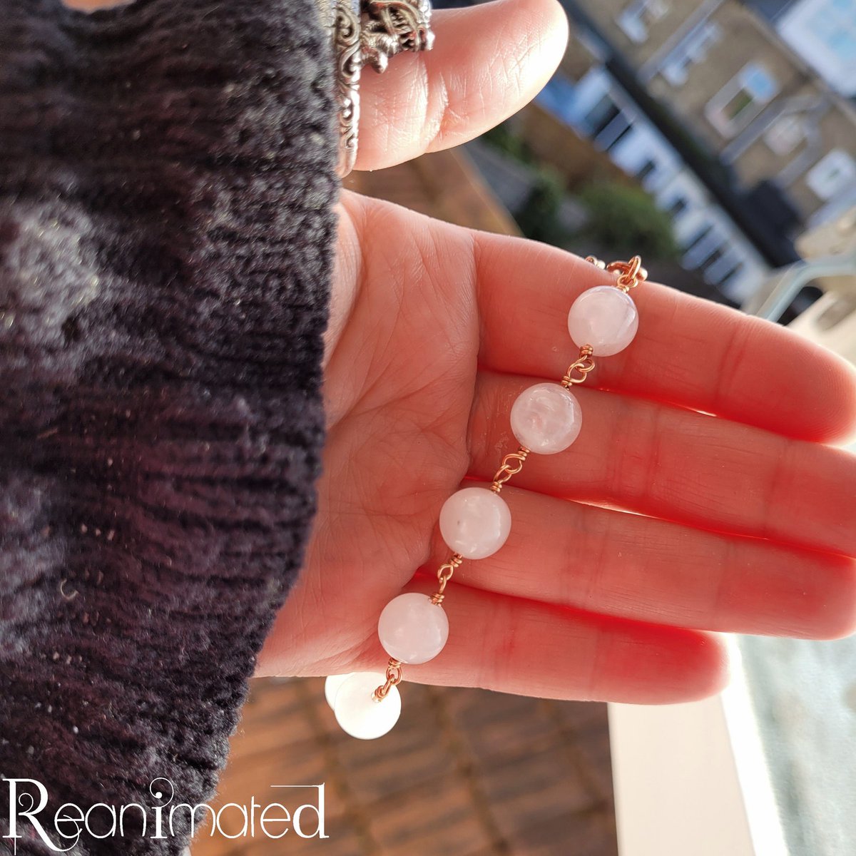 Rose Quartz Crystal Healing Bracelet / Fairycore Bracelet Light Aesthetic Jewellery #HealingBracelet #FairycoreBracelet #RoseQuartz #AestheticJewellery #ReanimatedUK #EtsySeller 👉etsy.com/listing/124803…