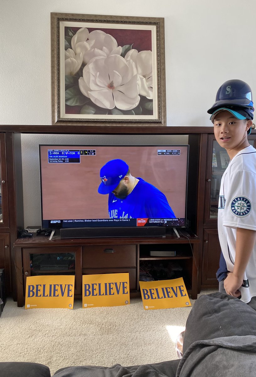 HelenChunAhn's tweet photo. Thank you Mariners! What a season. Our boys grew up in Centerfield. With the highs and lows, how sweet it was to watch the boys enjoy this Postseason ride! See ya Opening Day 2023! #SeaUsRise #WHEREiROOT #STH https://t.co/byXeGhKNdN