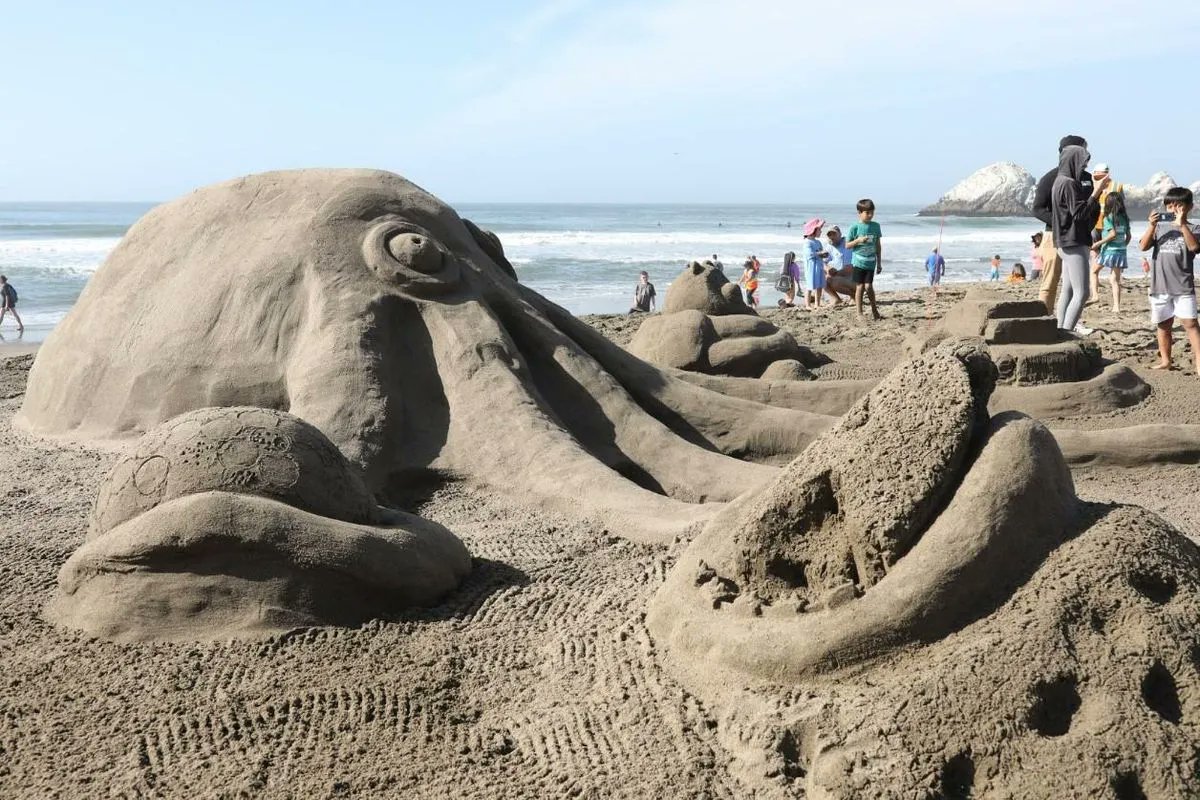 ShagleyTeam's tweet photo. 28 Fun Things to Do This Week 

From a Halloween-themed DogFest in Oakland, culinary delights, to open studios at Hunters Point Shipyard. There's plenty to choose from! Thank you Bay Area.

https://t.co/gN40x3W90G 

#thingstodo #lovesf https://t.co/AxOl91WoSb