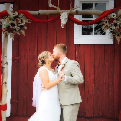 cwatson_97's tweet photo. The love I have for this man and day is more than I could ever describe! ❤️❤️ https://t.co/s4cAelCm7G