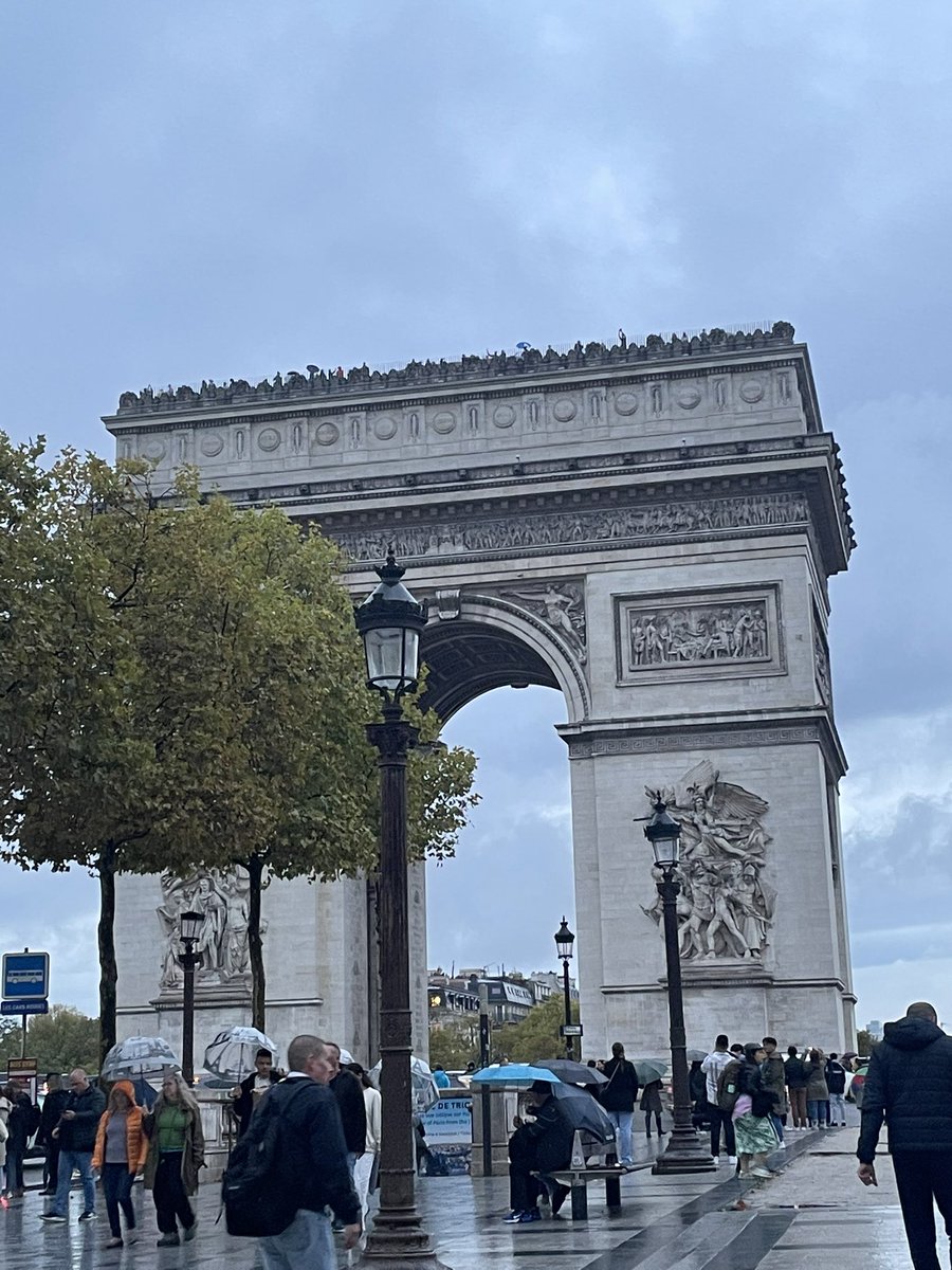 KimberKGTTU's tweet photo. Lots of walking, lots of rain, and lots of amazing sites! Too many pics to post; so, here are the highlights. https://t.co/lo4fd4qhge