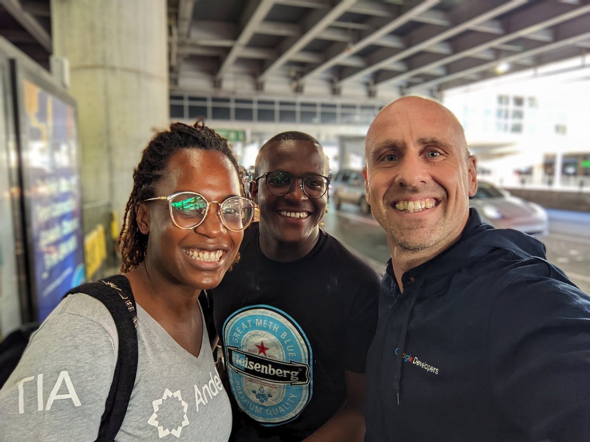 Ran into @wayne_gakuo and @hannah_omu when boarding flight to New York for #FirebaseSummit 😀