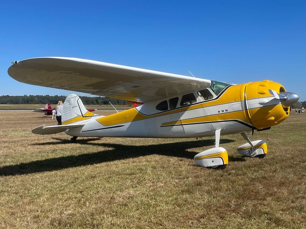 TVIFlyIn's tweet photo. We had some Beautiful aircraft on the field with us at the 2022 Thomasville Fly-In! #TVI2022 #SquawkOn https://t.co/VpaJj8FerX