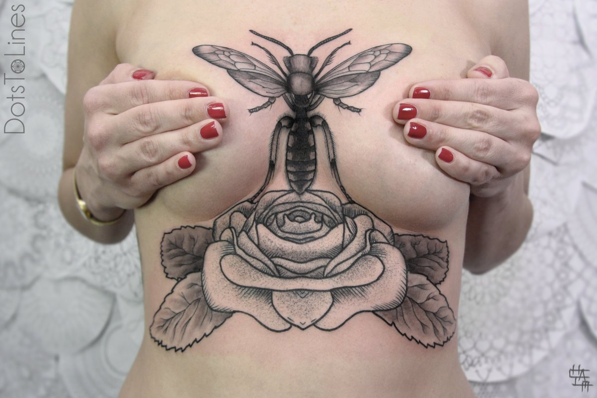 The_DotsToLines's tweet photo. Chest piece #Rose #tattoos #tattooartist https://t.co/JoAqnnlwqI
