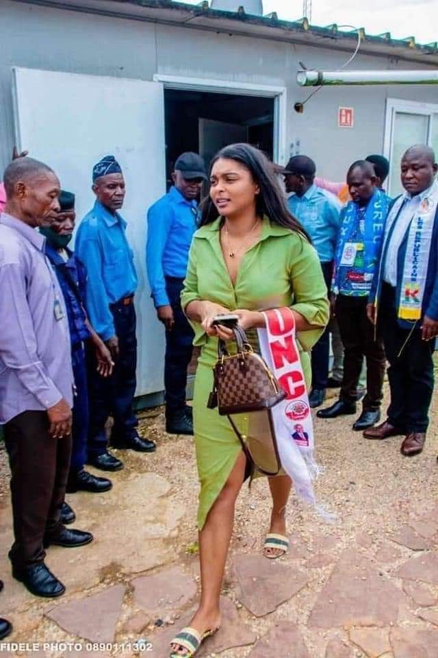 tatalikelemba's tweet photo. Fake new🔞🔞🔞🔞 @kakese_leon https://t.co/xzK3XHodMo