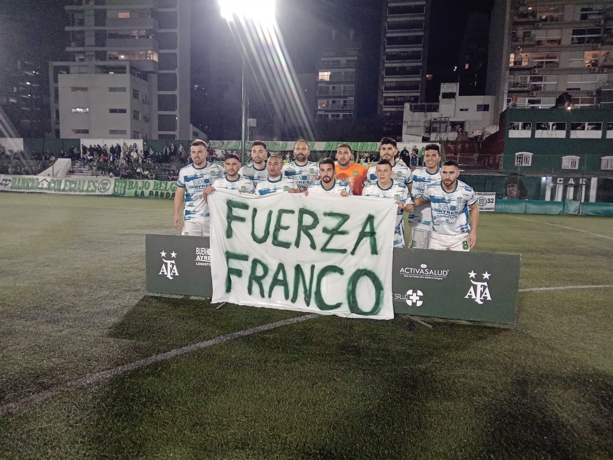 AgusMachi1's tweet photo. ¡Confirmado!

#Excursionistas enfrentará a Laferrere el próximo viernes a las 20hrs en el Bajo Belgrano por los octavos de final del Torneo Reducido de la #PrimeraC con transmisión de @hexcursio.
En caso de igualdad, habrá penales https://t.co/j7F4RdxVK7