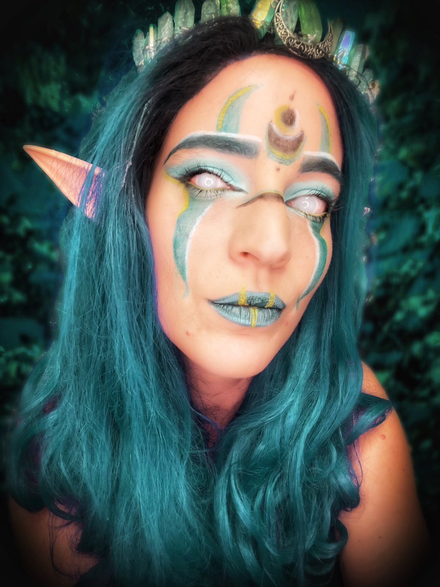 _N_URO's tweet photo. Blind folks see the fairies 
•
#halloween2022 #fairymakeup #makeupart https://t.co/3pqIaTjiB8