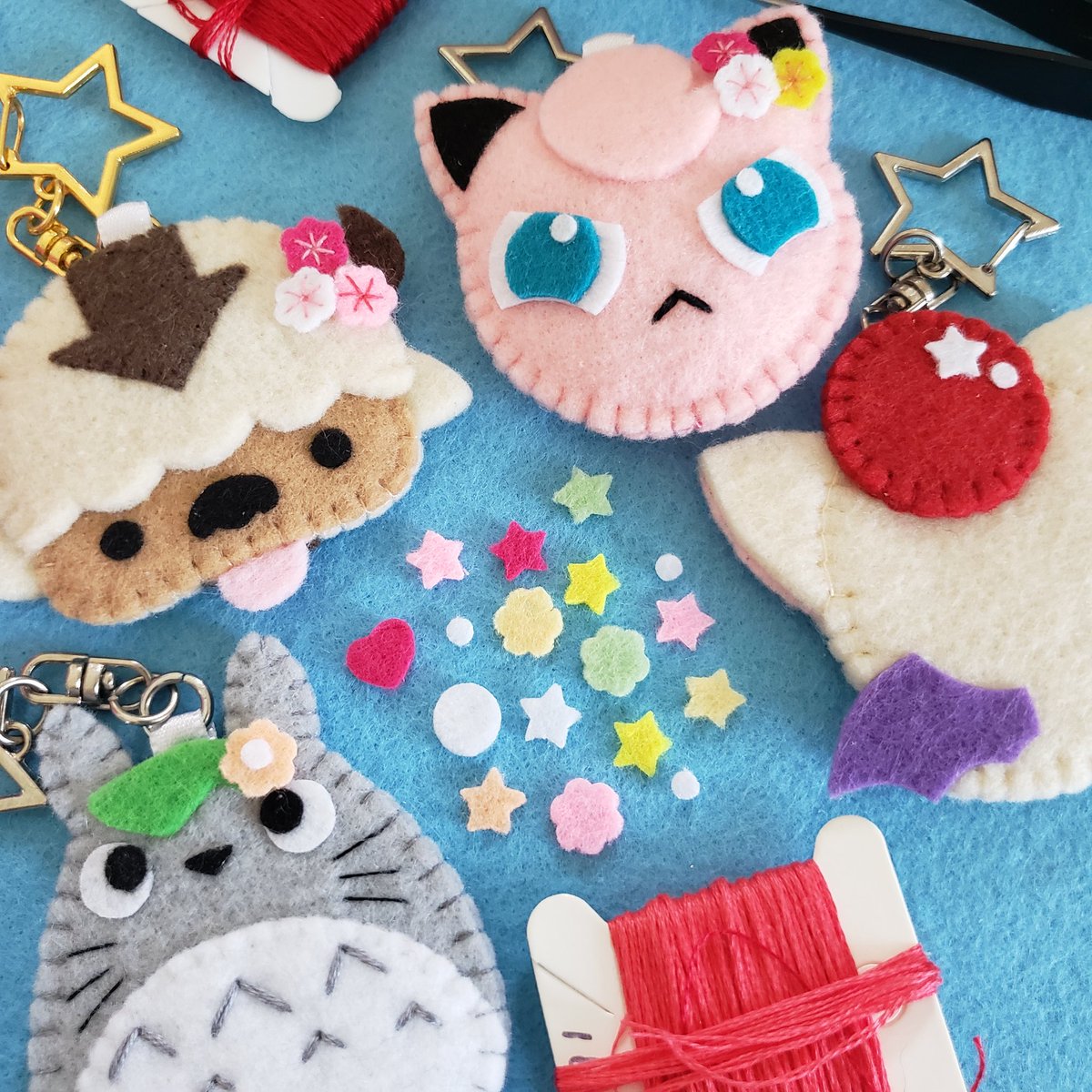 PuffyCaveman's tweet photo. Got a new punch cutter and now I can't stop accessorizing my felt keychains. Add-ons in the near future anyone? https://t.co/MYDzoWJ2Iv