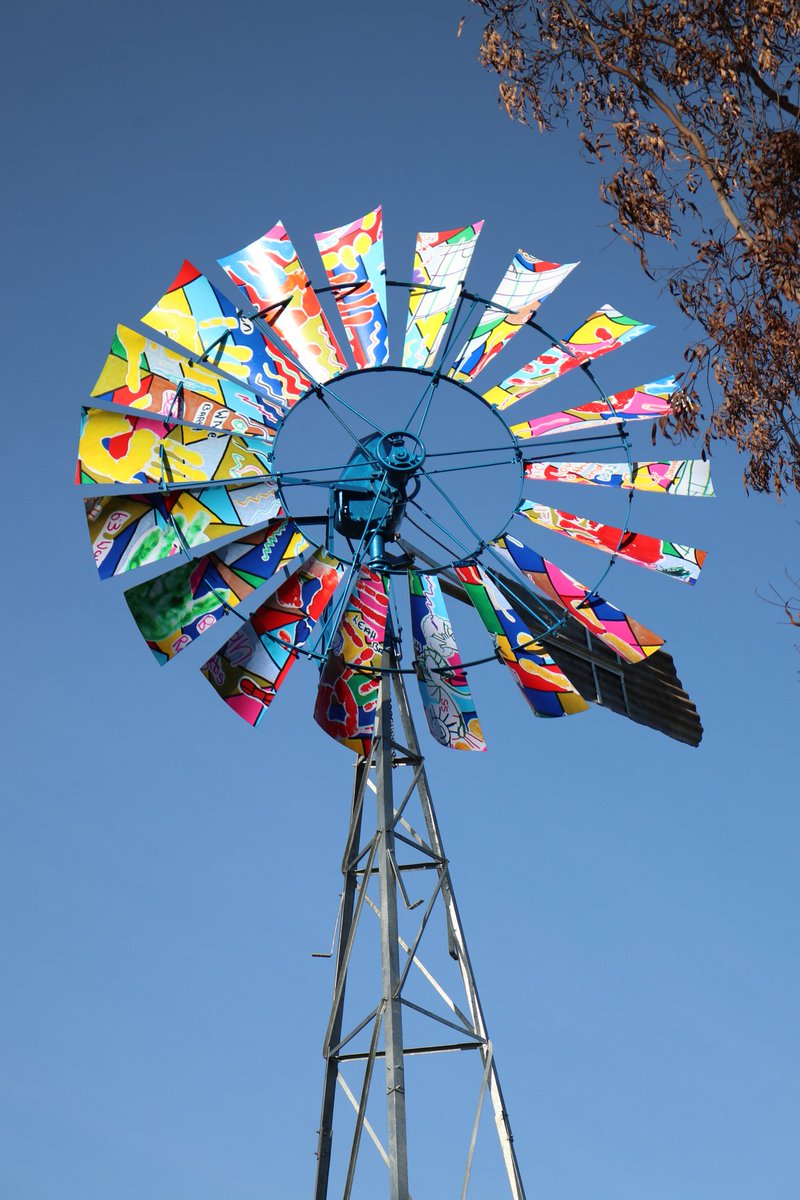 emmiddleton07's tweet photo. Shame the newspaper is black and white! Each painted by the Orana Living clients in town, everyone is stoked. 
The windmills on Gilgandra's Windmill Walk have been dismantled for well over 18 months.. but they're slowly coming back up - &amp; it was worth the wait. https://t.co/zWV1SN651H