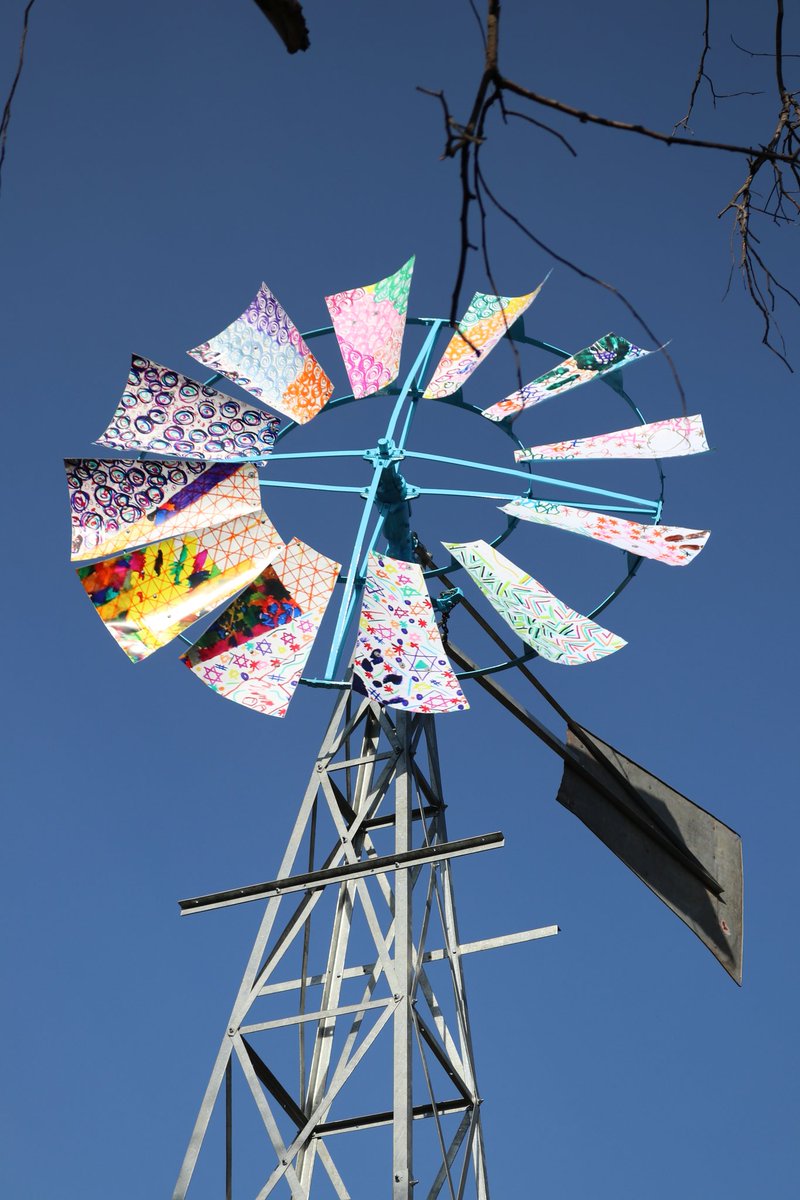 emmiddleton07's tweet photo. Shame the newspaper is black and white! Each painted by the Orana Living clients in town, everyone is stoked. 
The windmills on Gilgandra's Windmill Walk have been dismantled for well over 18 months.. but they're slowly coming back up - &amp; it was worth the wait. https://t.co/zWV1SN651H